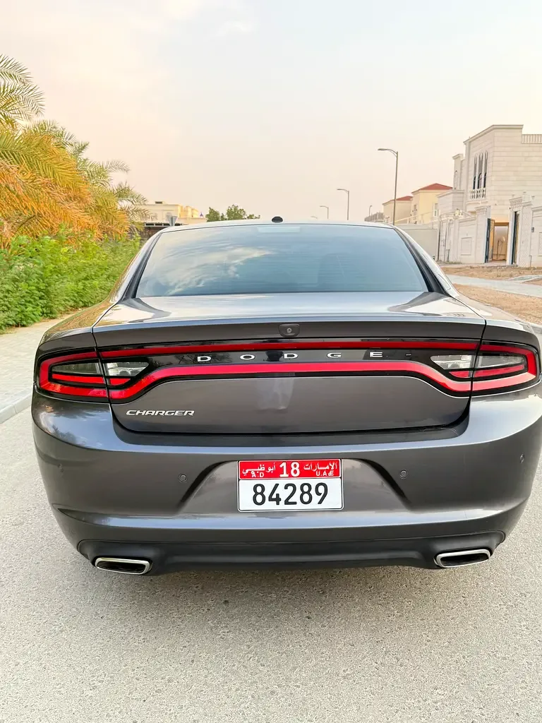 Dodge Challenger 3.6 AT RWD (309 حصان) - 5