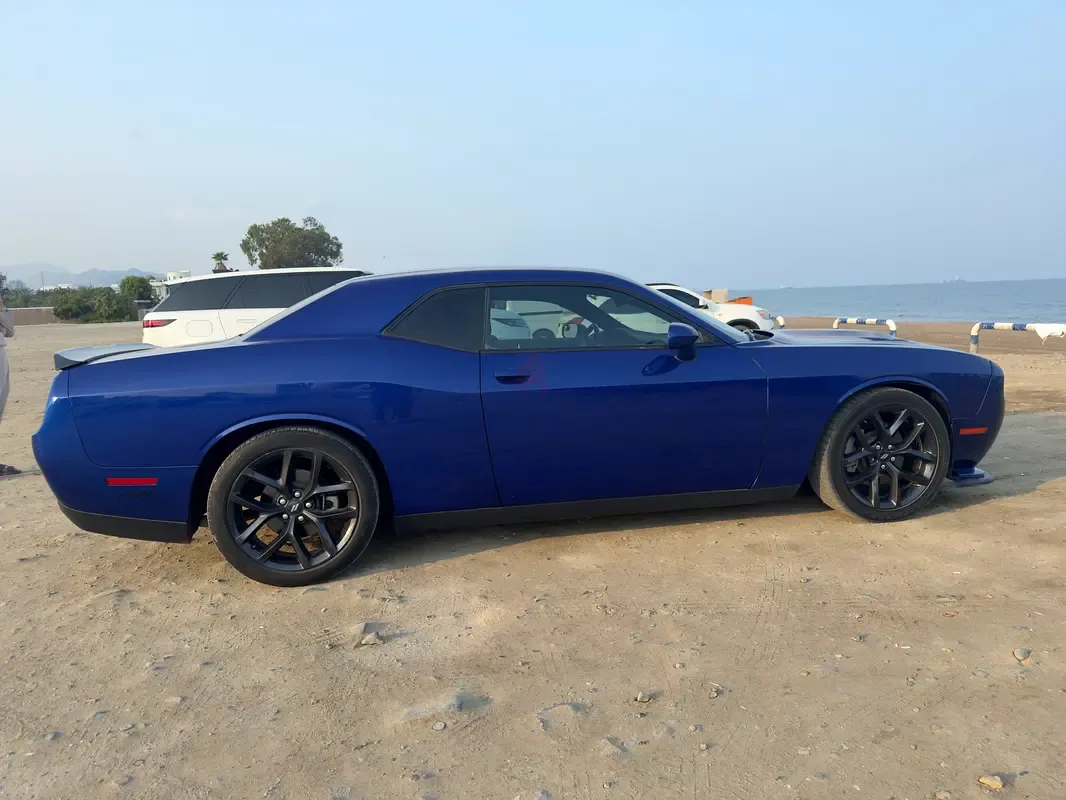 Dodge Challenger 3.6 AT RWD (309 hp) - 4