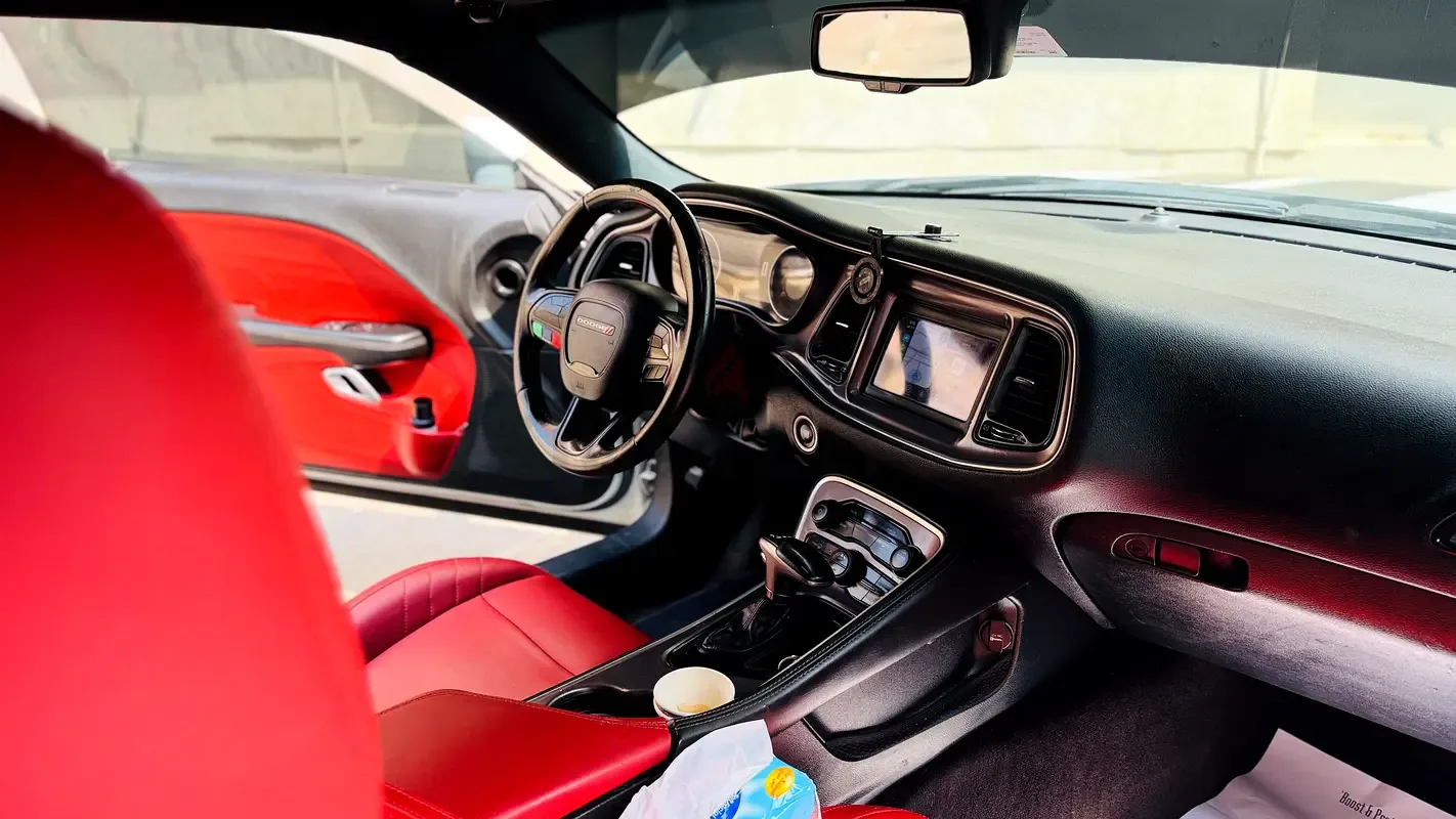 Dodge Challenger 3.6 AT RWD (309 hp) - 10
