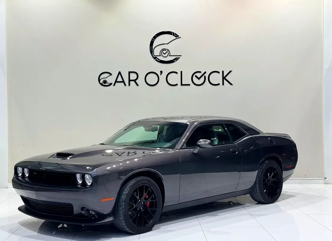 Dodge Challenger 3.6 V6 AT (309 hp)