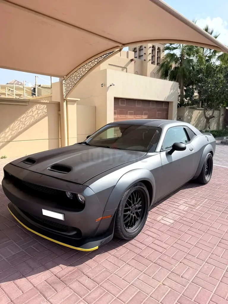 Dodge Challenger 3.6 V6 AT (309 hp)