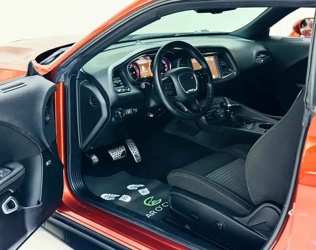 Dodge Challenger 3.6 V6 AT (309 hp) - 10