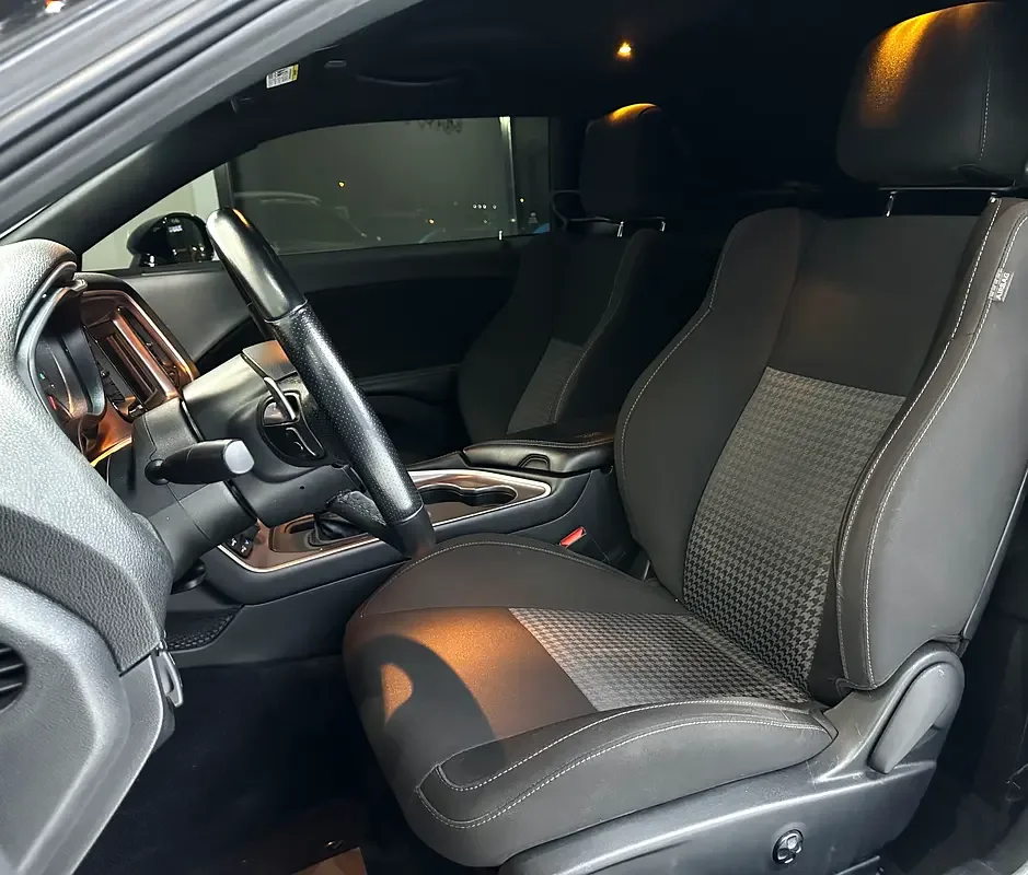 Dodge Challenger 3.6 V6 AT (309 حصان) - 11