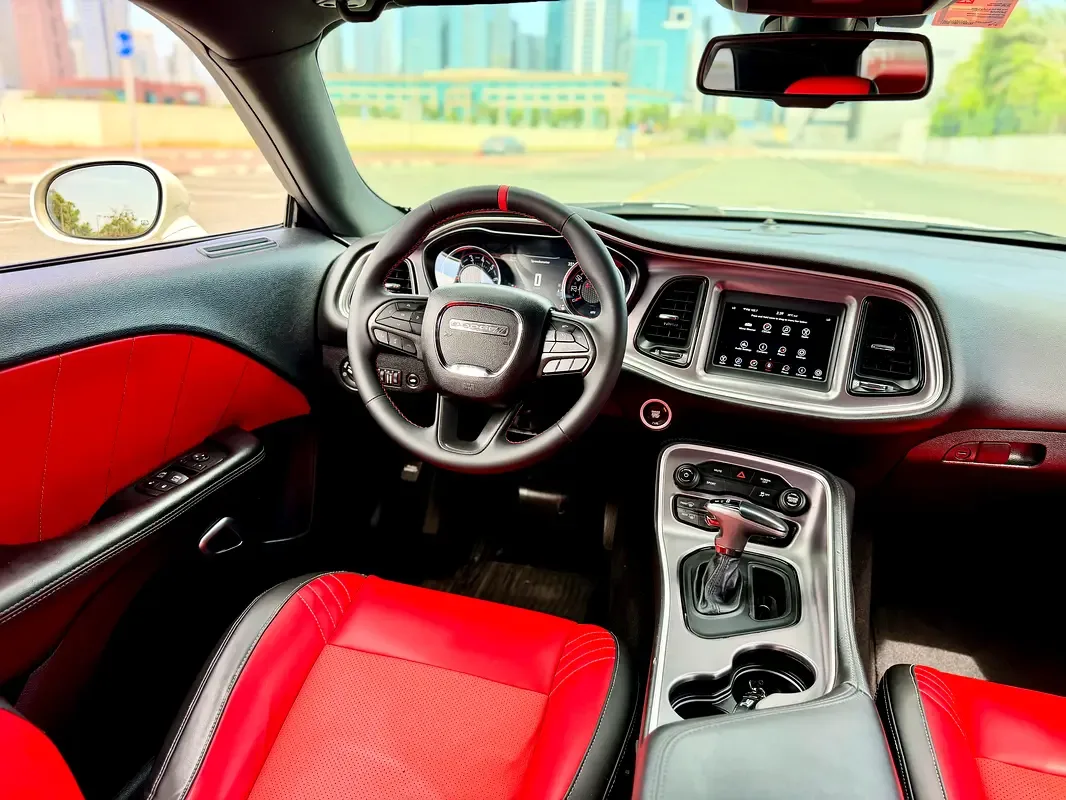 Dodge Challenger 3.6 V6 AT (309 حصان) - 15
