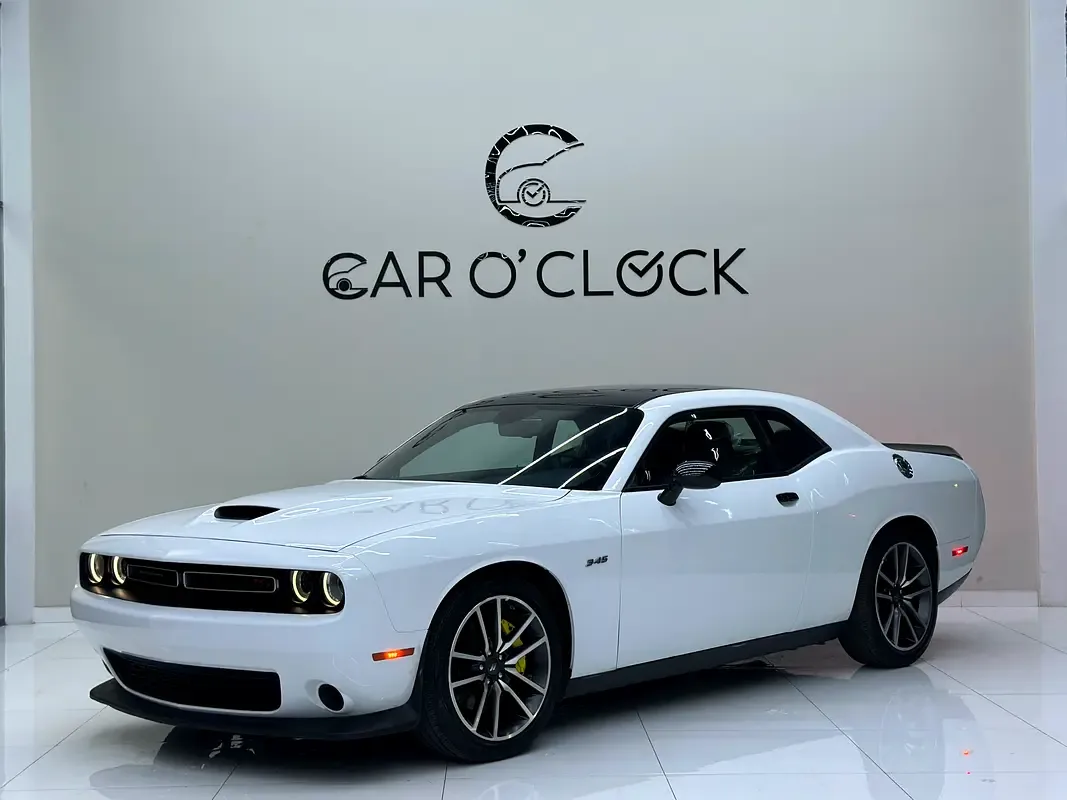 Dodge Challenger 5.7 AT RWD (380 hp)