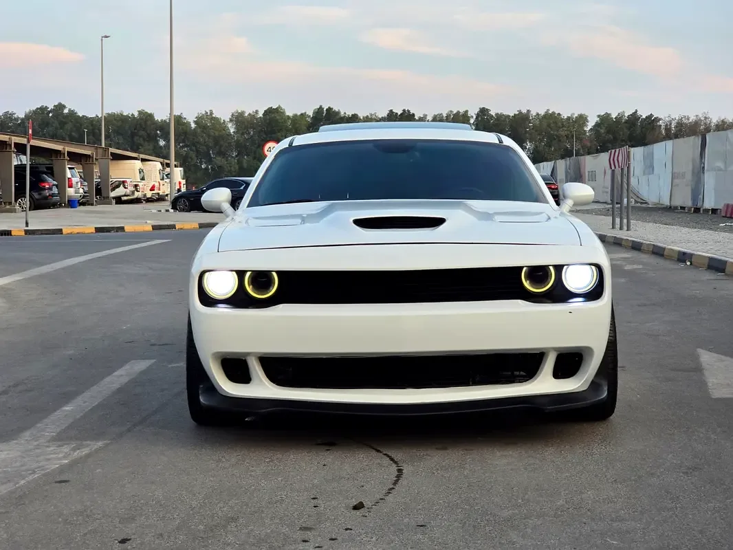 Dodge Challenger 5.7 AT RWD (380 hp) - 3
