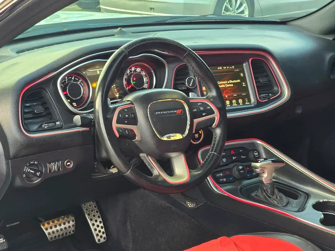 Dodge Challenger 5.7 AT RWD (380 hp) - 8
