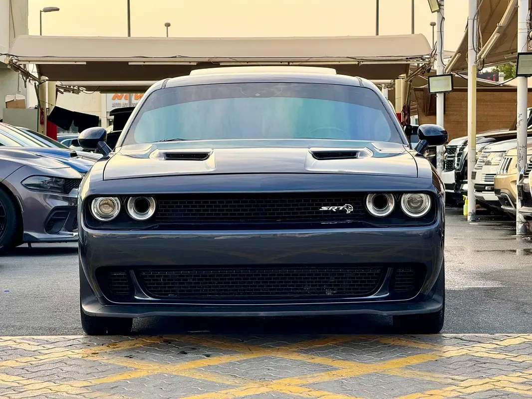 Dodge Challenger 5.7 AT RWD (380 hp) - 2