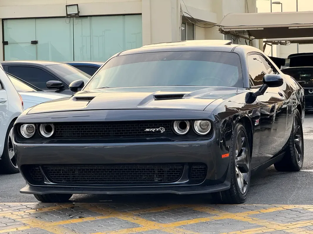 Dodge Challenger 5.7 AT RWD (380 hp) - 4