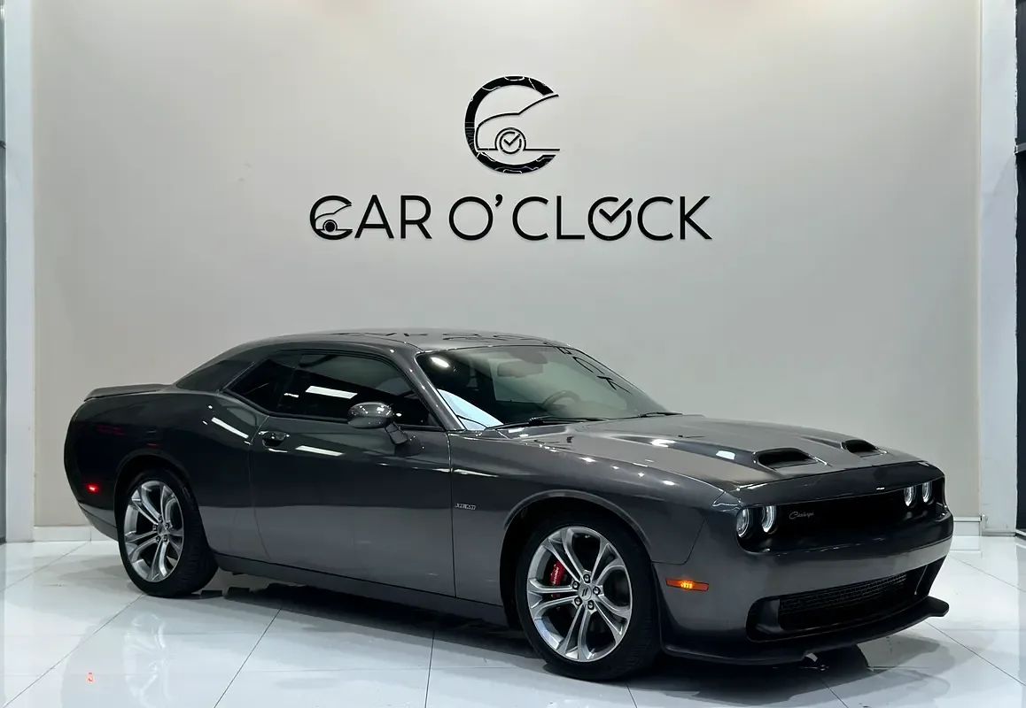 Dodge Challenger 5.7 AT RWD (380 hp) - 2