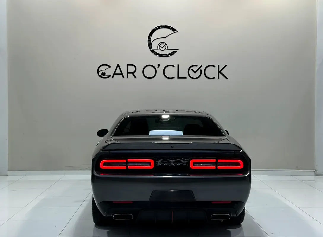Dodge Challenger 5.7 AT RWD (380 hp) - 8