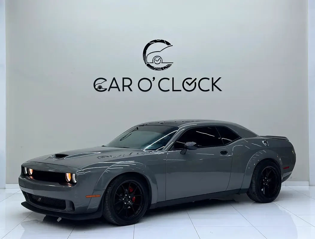 Dodge Challenger 5.7 AT RWD (380 hp)