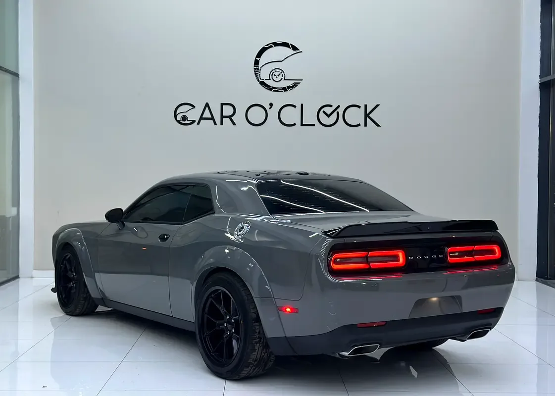 Dodge Challenger 5.7 AT RWD (380 hp) - 7