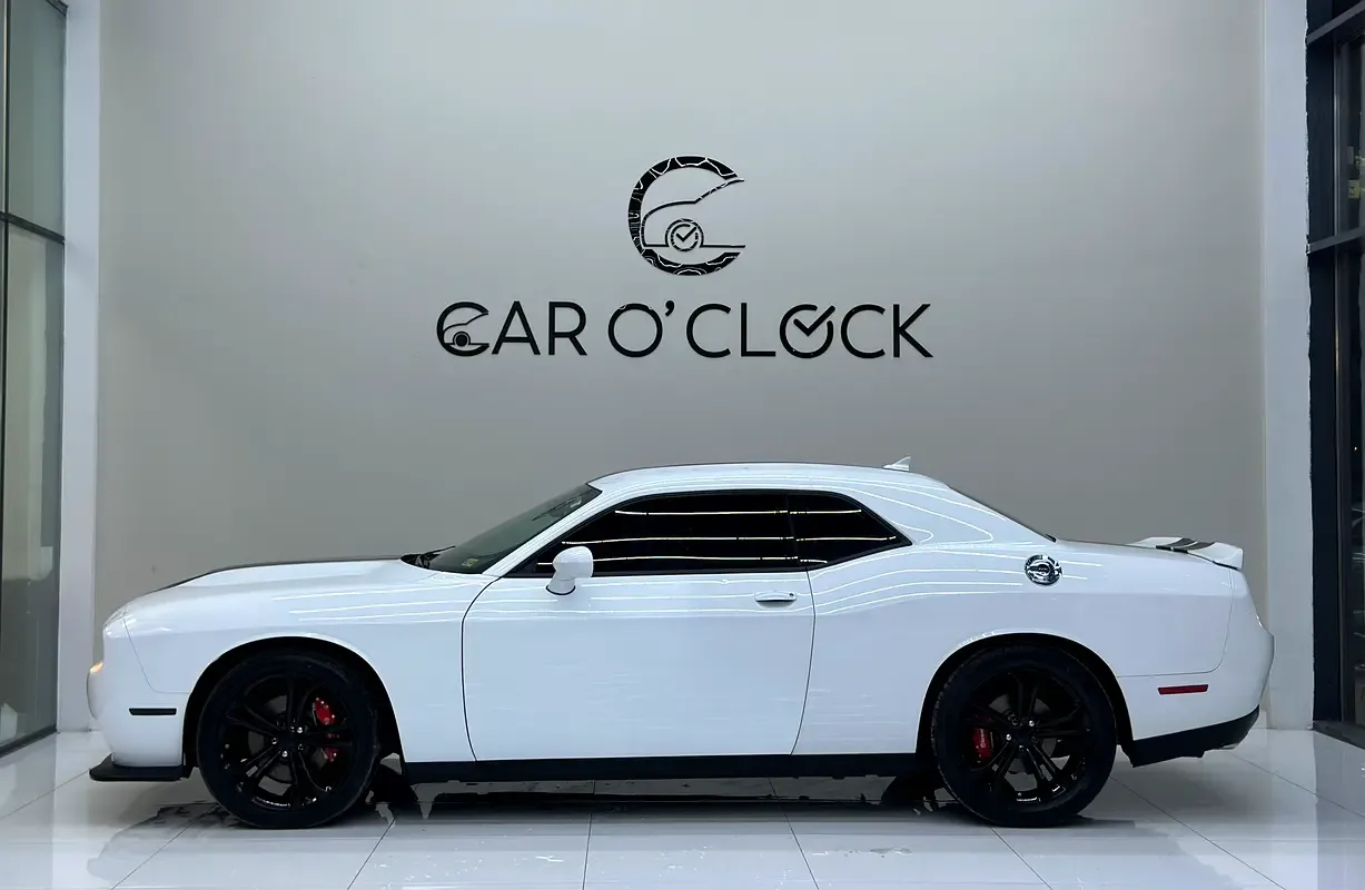 Dodge Challenger 5.7 AT RWD (380 حصان) - 4