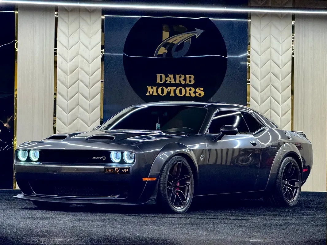 Dodge Challenger 6.2 AT RWD (717 hp)