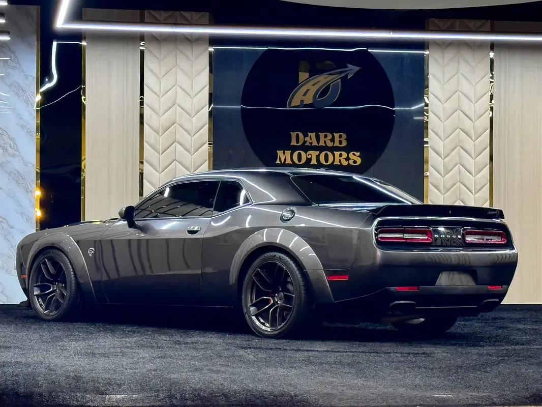 Dodge Challenger 6.2 AT RWD (717 hp) - 4