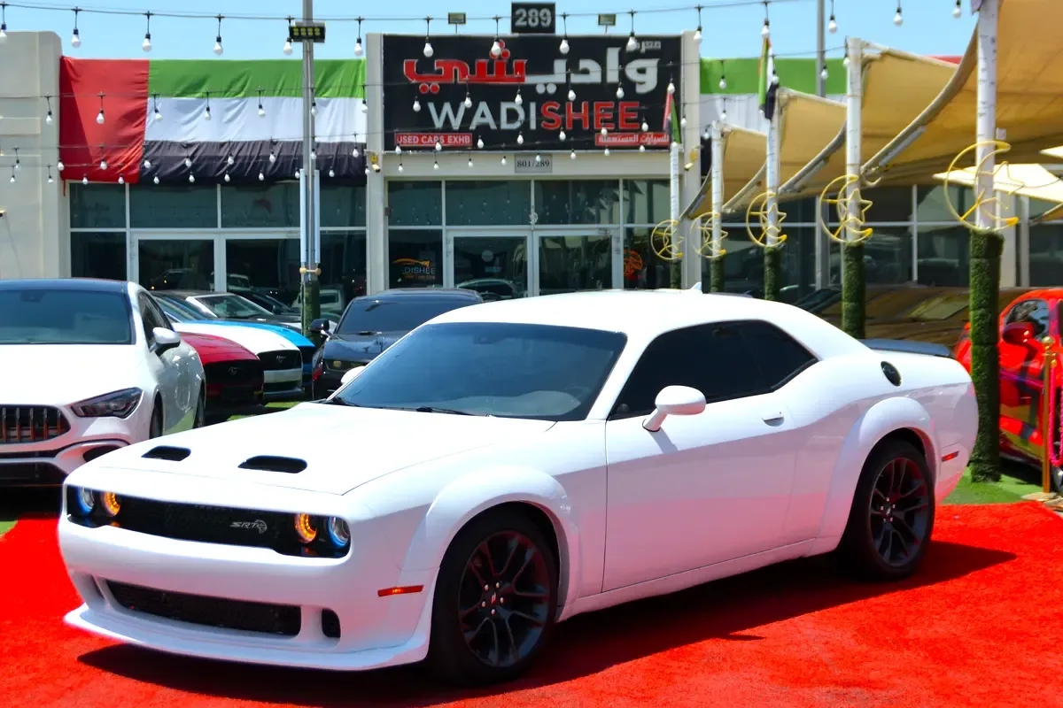 Dodge Challenger 6.4 AT RWD (492 hp)