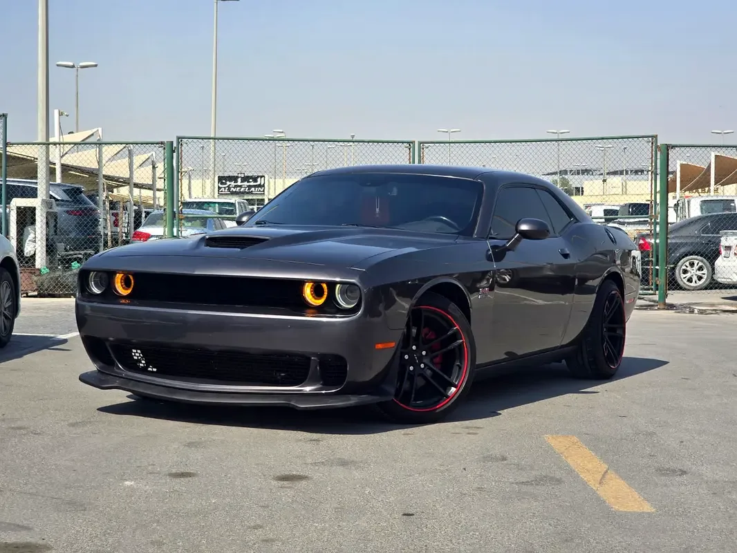 Dodge Challenger 6.4 AT RWD (492 hp)