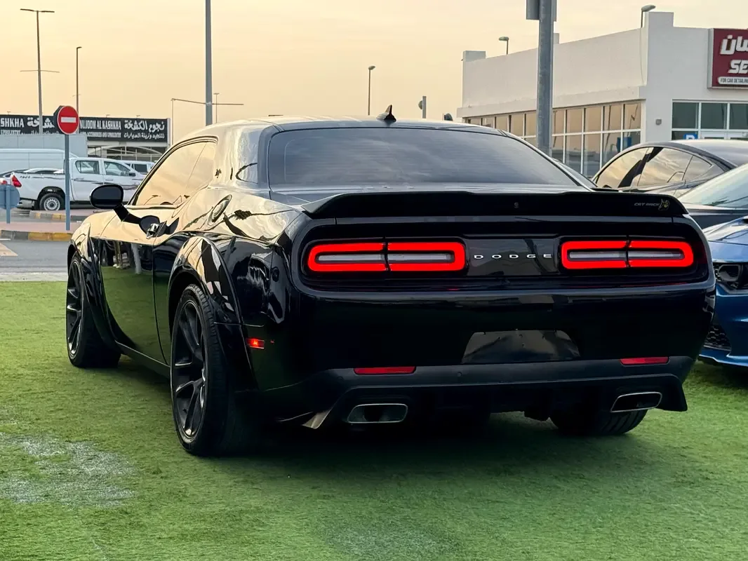 Dodge Challenger 6.4 AT RWD (492 حصان) - 5