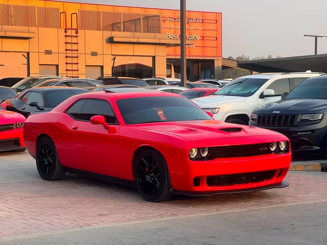 Dodge Challenger 6.4 V8 AT SRT-8 (492 hp) - 3