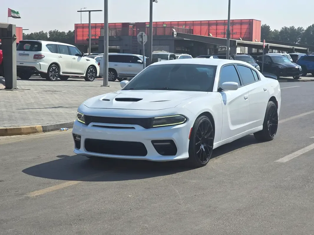 Dodge Charger 3.6 AT (296 hp)