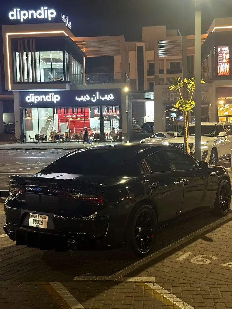 Dodge Charger 3.6 AT (296 حصان) - 2