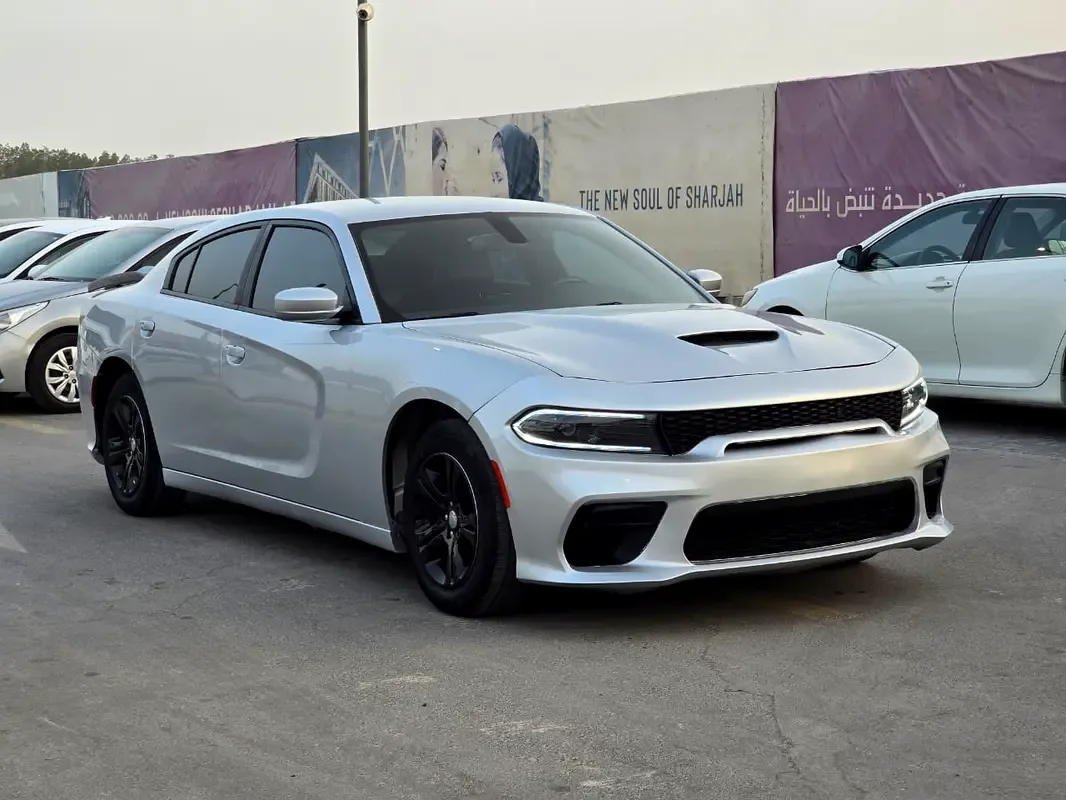 Dodge Charger 3.6 AT (296 حصان) - 3