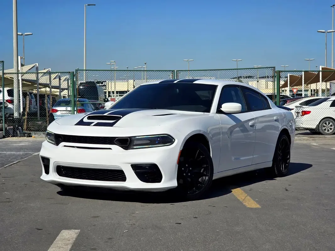 Dodge Charger 3.6 AT (296 hp)