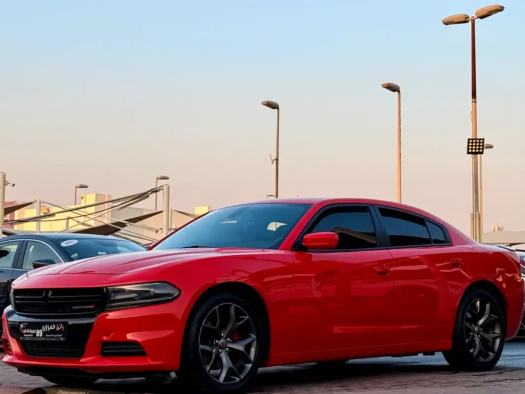 Dodge Charger 3.6 AT (296 حصان) - 2