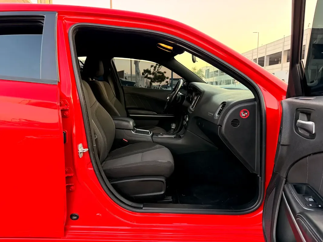 Dodge Charger 3.6 AT (296 حصان) - 9