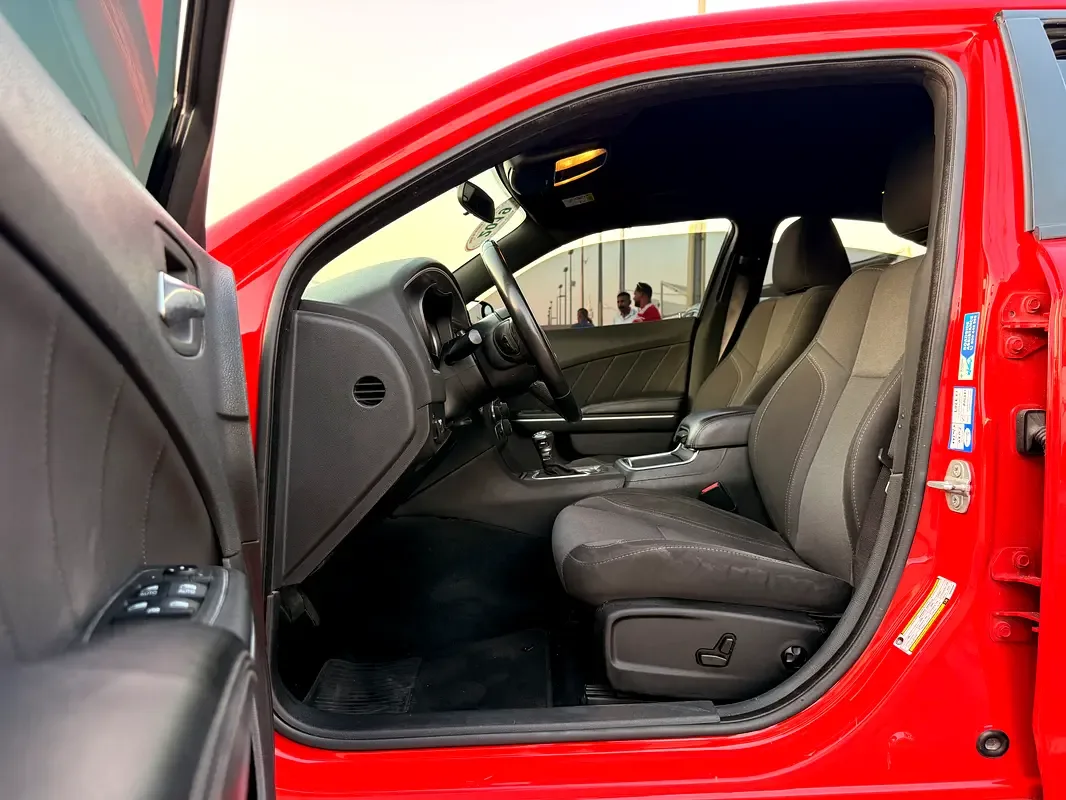 Dodge Charger 3.6 AT (296 حصان) - 7