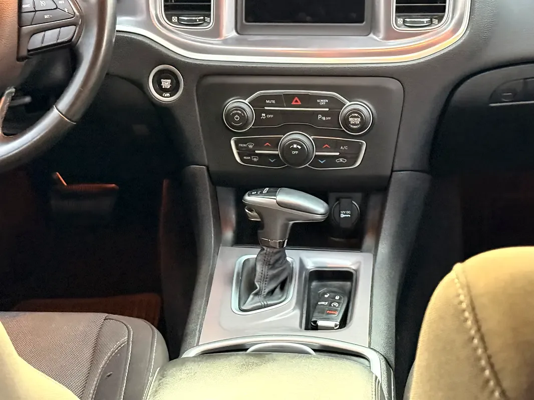 Dodge Charger 3.6 AT (296 حصان) - 13