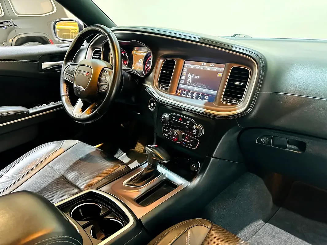 Dodge Charger 3.6 AT (296 hp) - 13