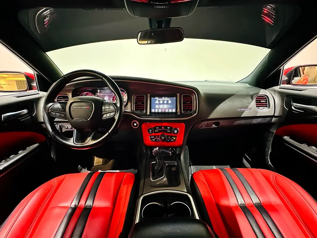 Dodge Charger 3.6 AT (296 hp) - 13