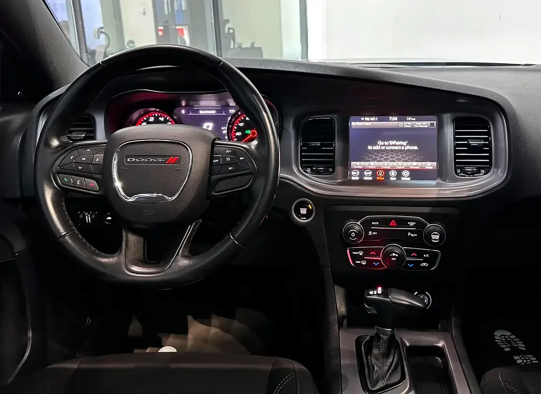 Dodge Charger 3.6 AT (296 hp) - 12