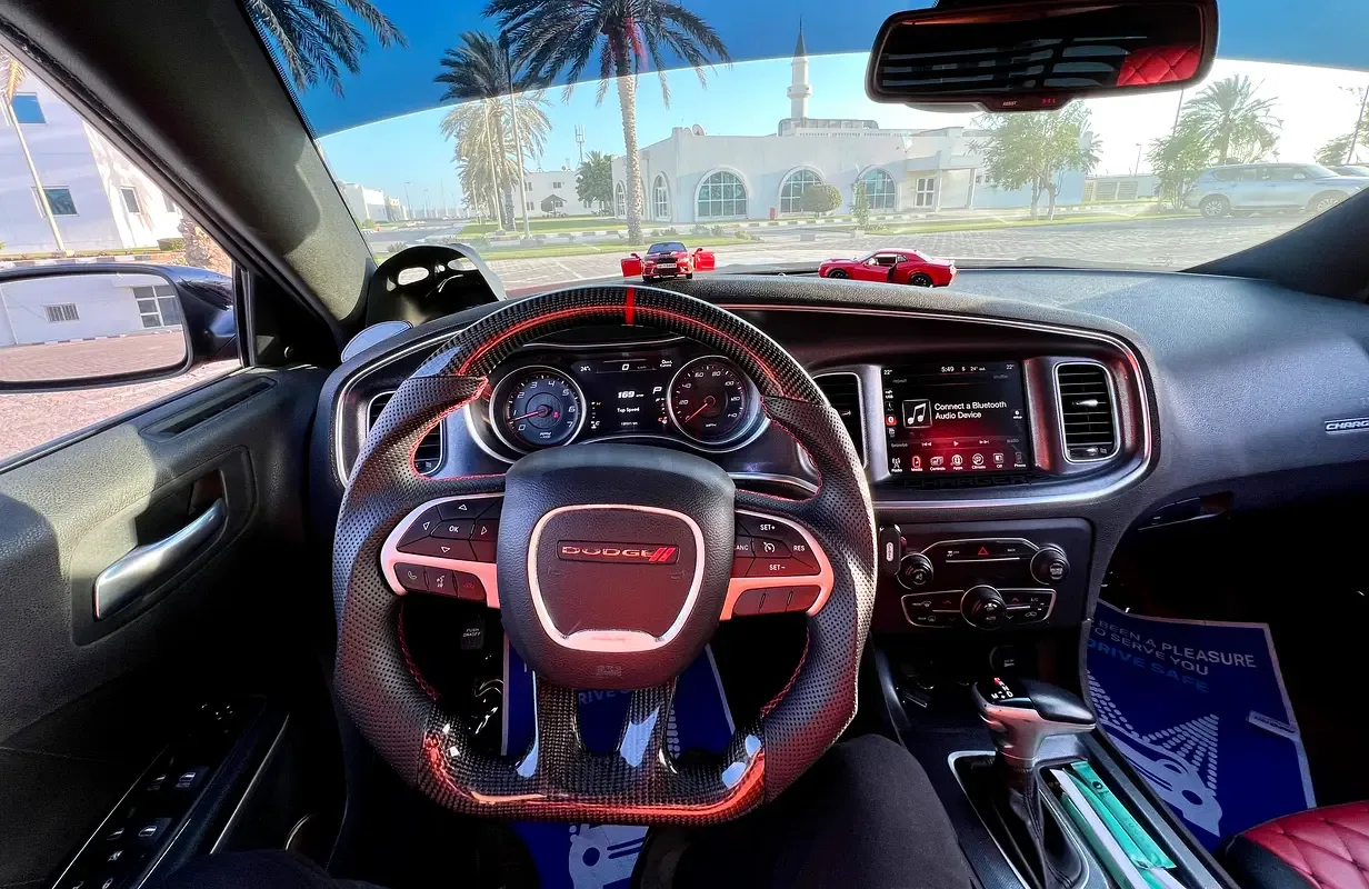 Dodge Charger 3.6 AT (296 hp) - 3