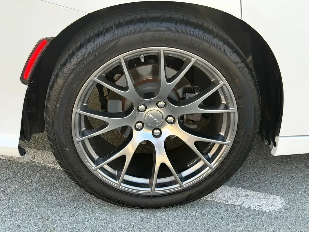 Dodge Charger 3.6 AT (296 حصان) - 7