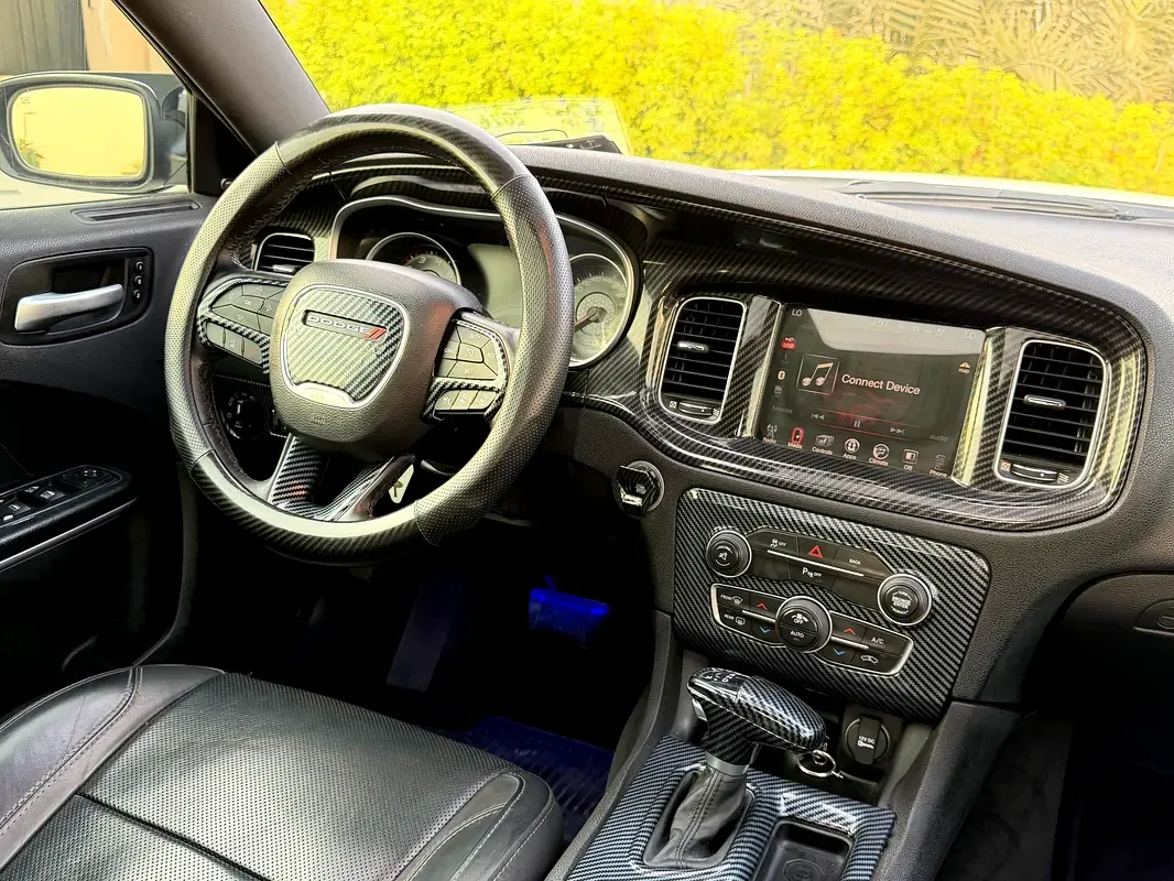 Dodge Charger 3.6 AT (296 حصان) - 6