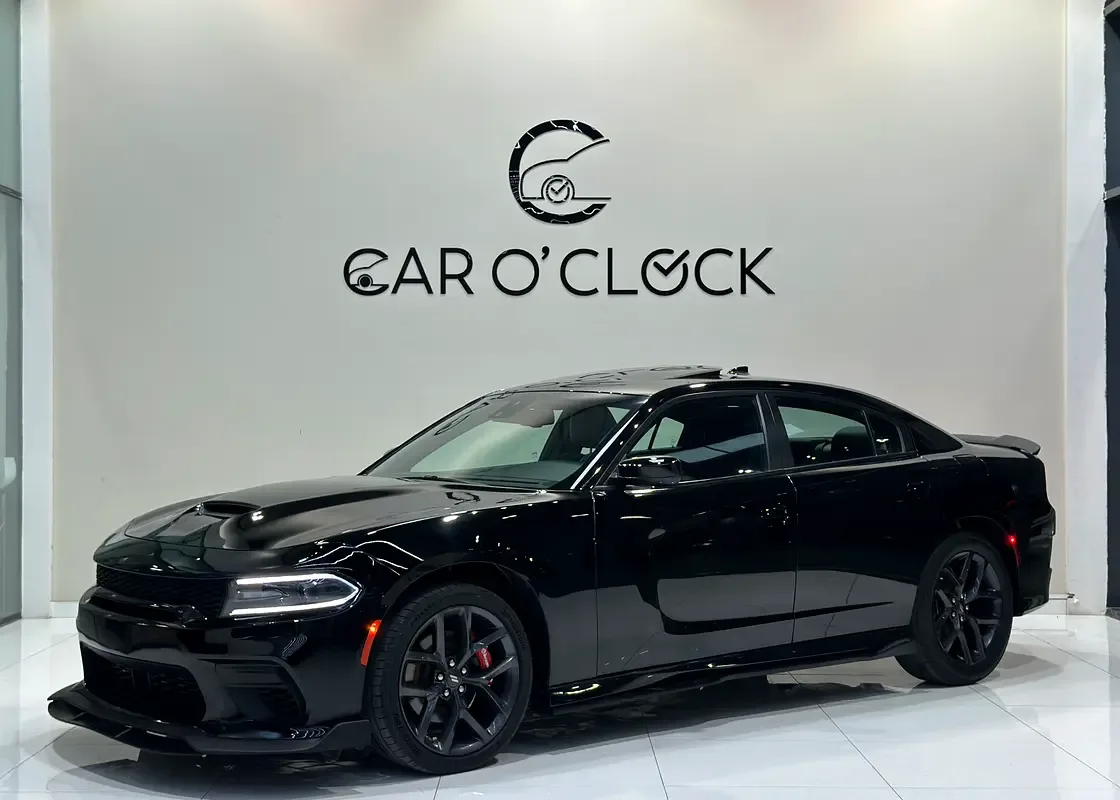 Dodge Charger 3.6 AT (305 hp)