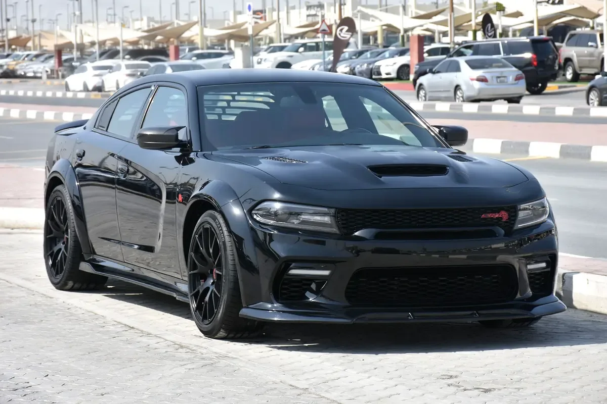 Dodge Charger 3.6 AT (305 hp)