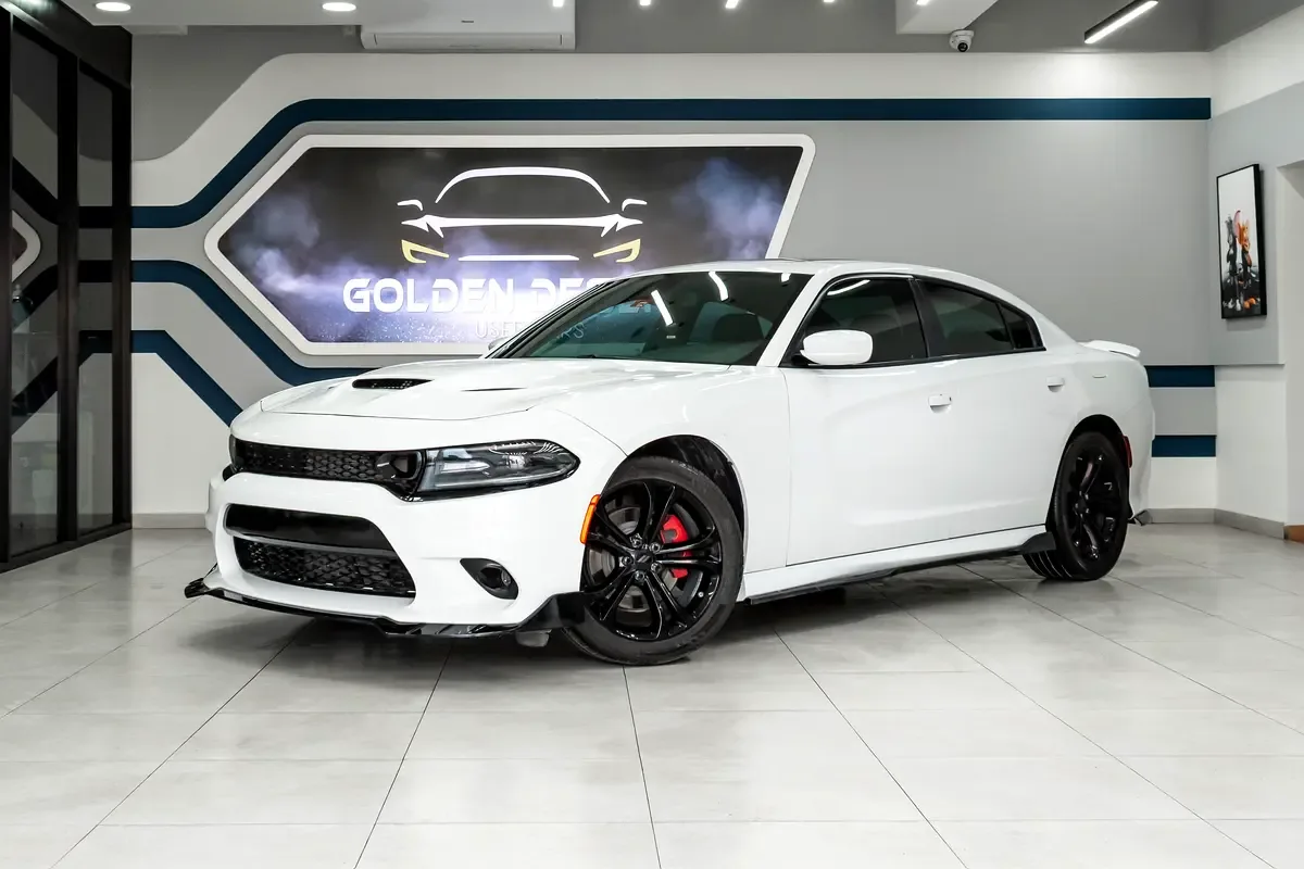 Dodge Charger 3.6 AT (305 hp)