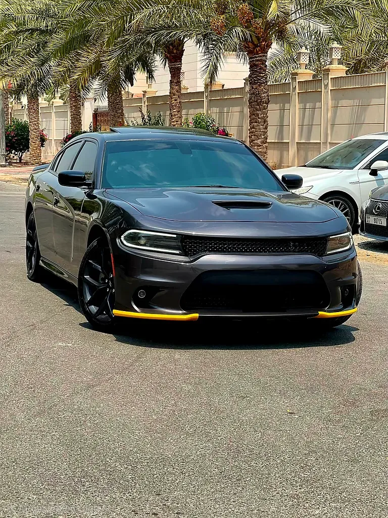 Dodge Charger 3.6 AT (305 hp)