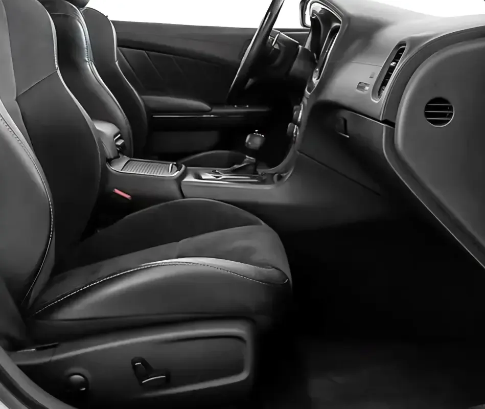 Dodge Charger 3.6 AT (305 hp) - 9