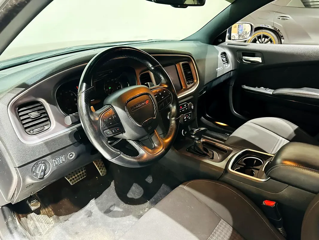 Dodge Charger 3.6 AT (305 hp) - 10