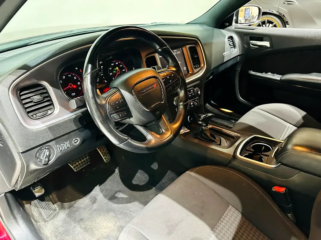 Dodge Charger 3.6 AT (305 hp) - 14