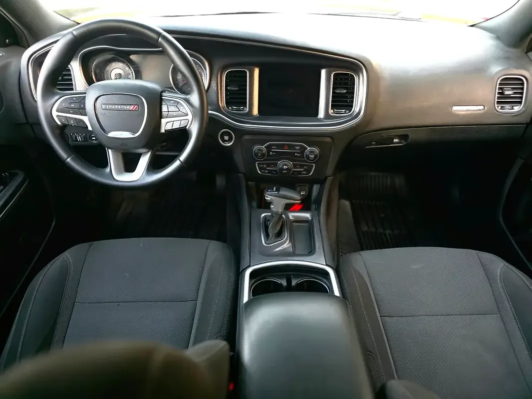 Dodge Charger 3.6 AT (305 hp) - 13