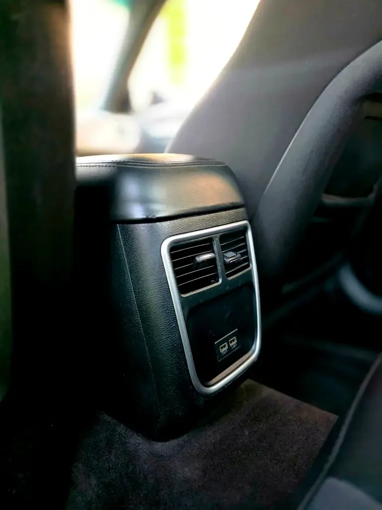 Dodge Charger 3.6 AT (305 hp) - 15