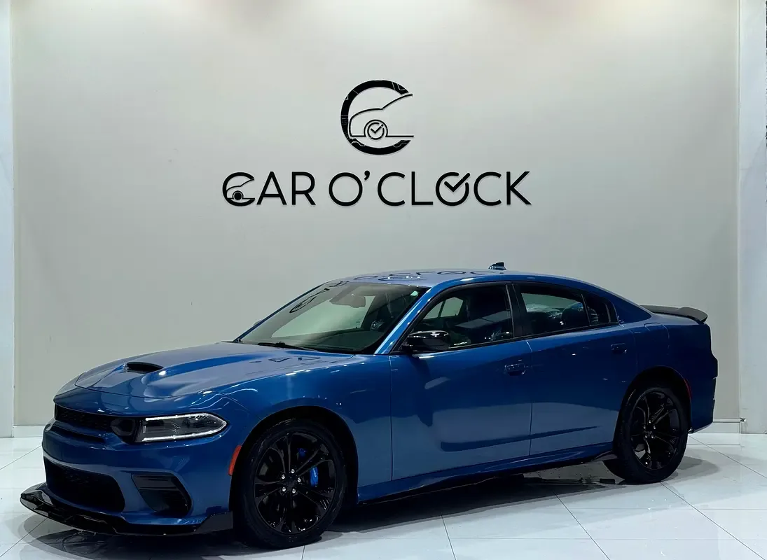 Dodge Charger 3.6 AT (305 حصان)