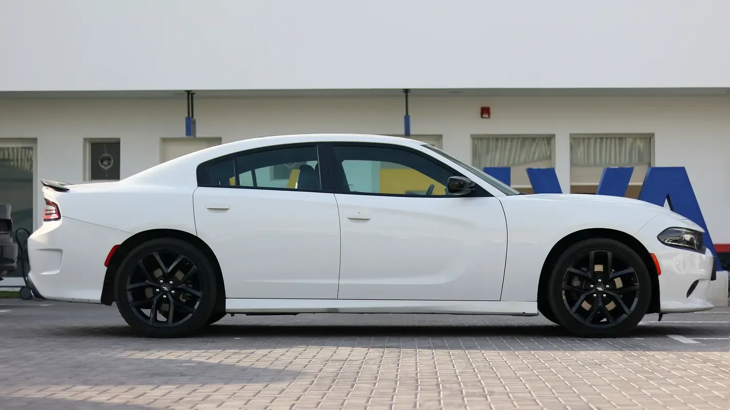 Dodge Charger 3.6 AT (305 hp) - 6