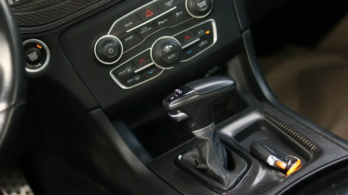 Dodge Charger 3.6 AT (305 hp) - 13